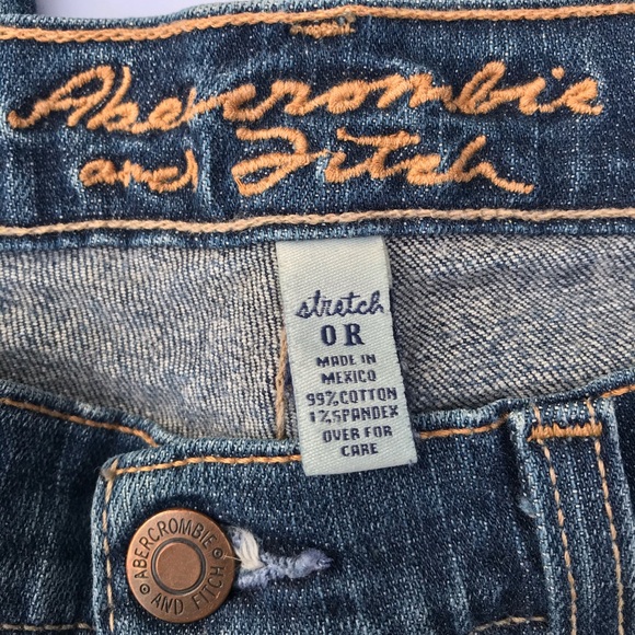 Women's Abercrombie jeans - Picture 3 of 5